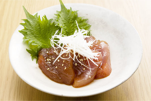 マグロの黄身づけ