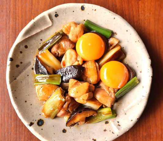 パワーエッグの黄身がとろ～り！鶏肉と椎茸の照り焼き